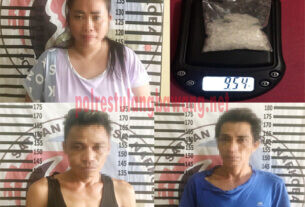 Tiga bandar narkotika jenis sabu berinisial YS als NS (41), YX als BX (38) dan RA (26), yang ditangkap Polres Tulang Bawang saat menggerbek sebuah rumah di Kampung Bujuk Agung